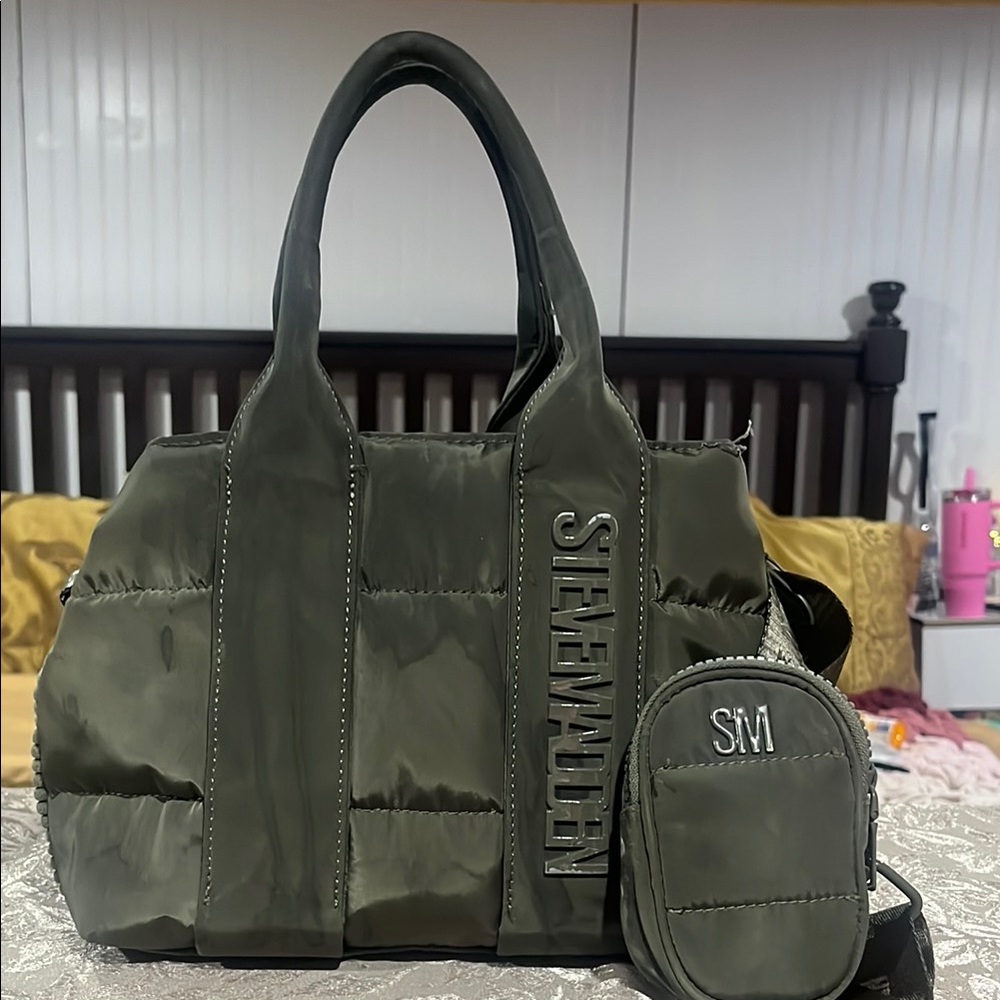 Steve Madden Dark Green Tote with Pouch